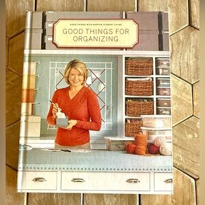 Vintage Hardcover Martha Stewart “Good Things for Organizing”, 2001